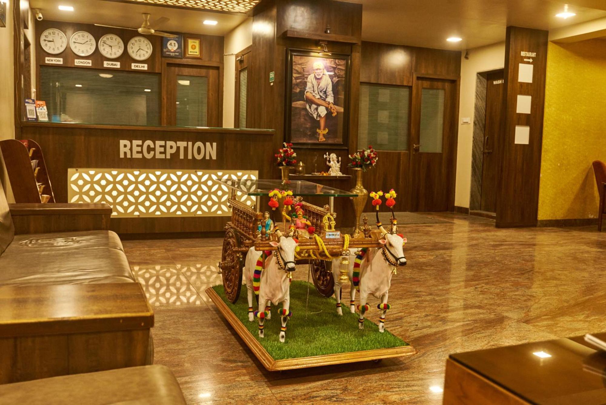 Hotel Pride Inn Shirdi Ngoại thất bức ảnh