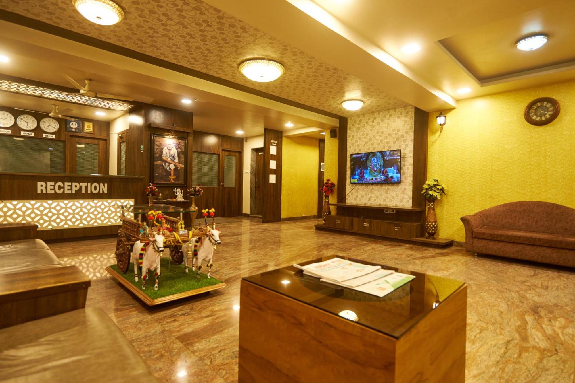 Hotel Pride Inn Shirdi Ngoại thất bức ảnh